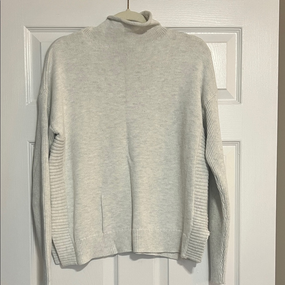 Tahari  turtleneck Sweater